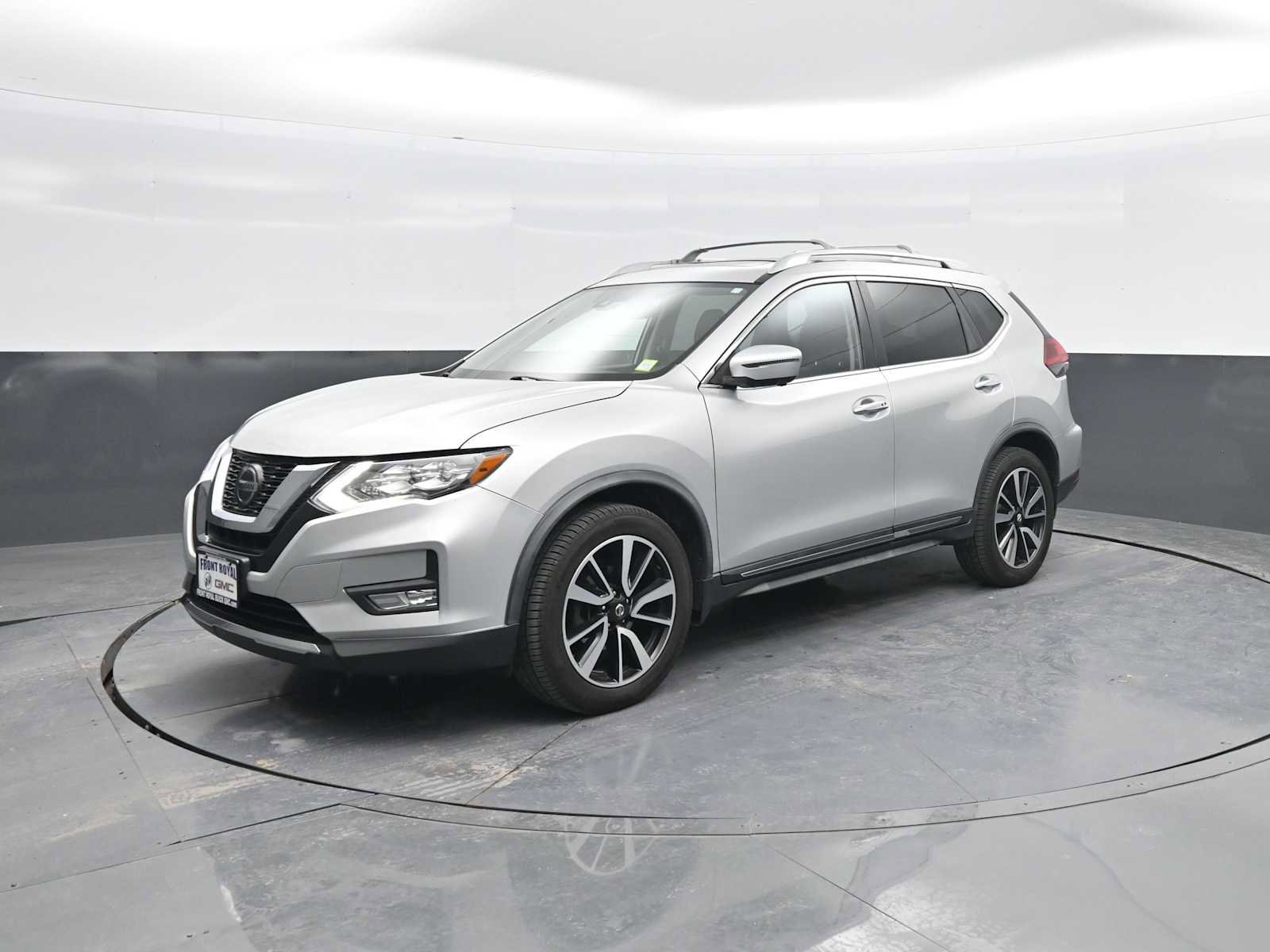 Used 2018 Nissan Rogue SL w/ Premium Package image 4