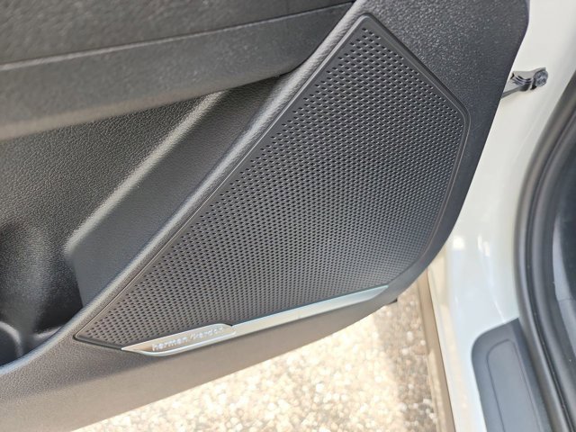 New 2026 Kia Sportage SX Prestige image 17