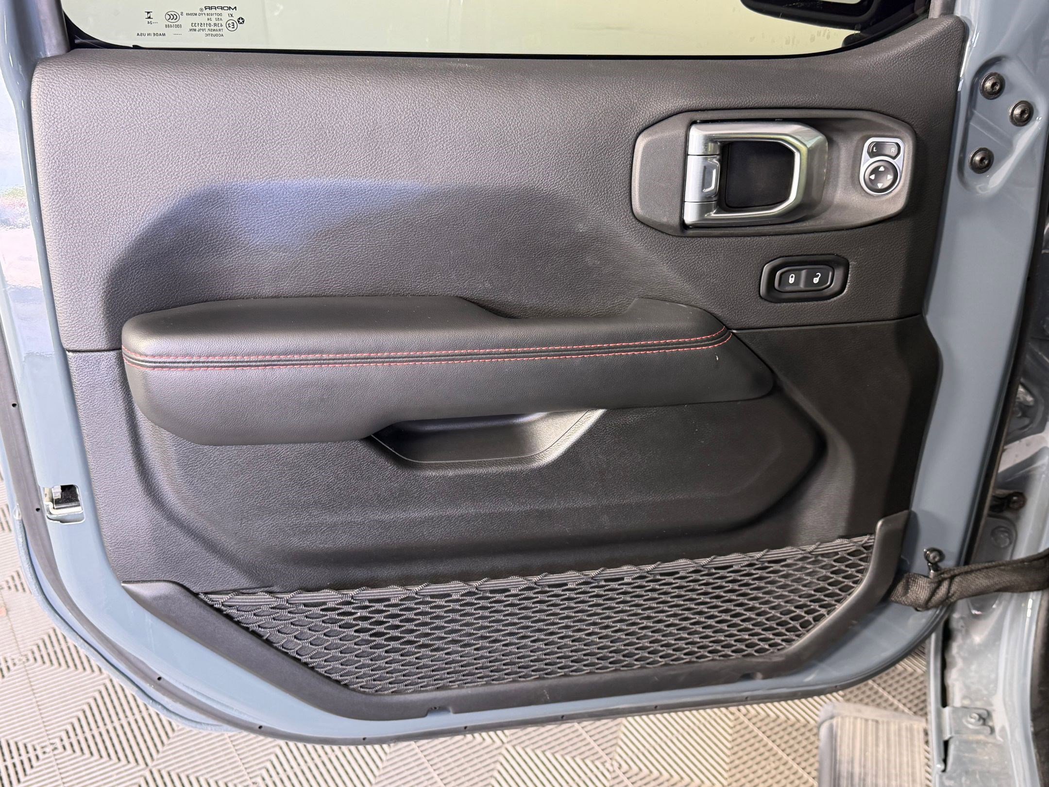 Used 2024 Jeep Wrangler Unlimited Rubicon image 11