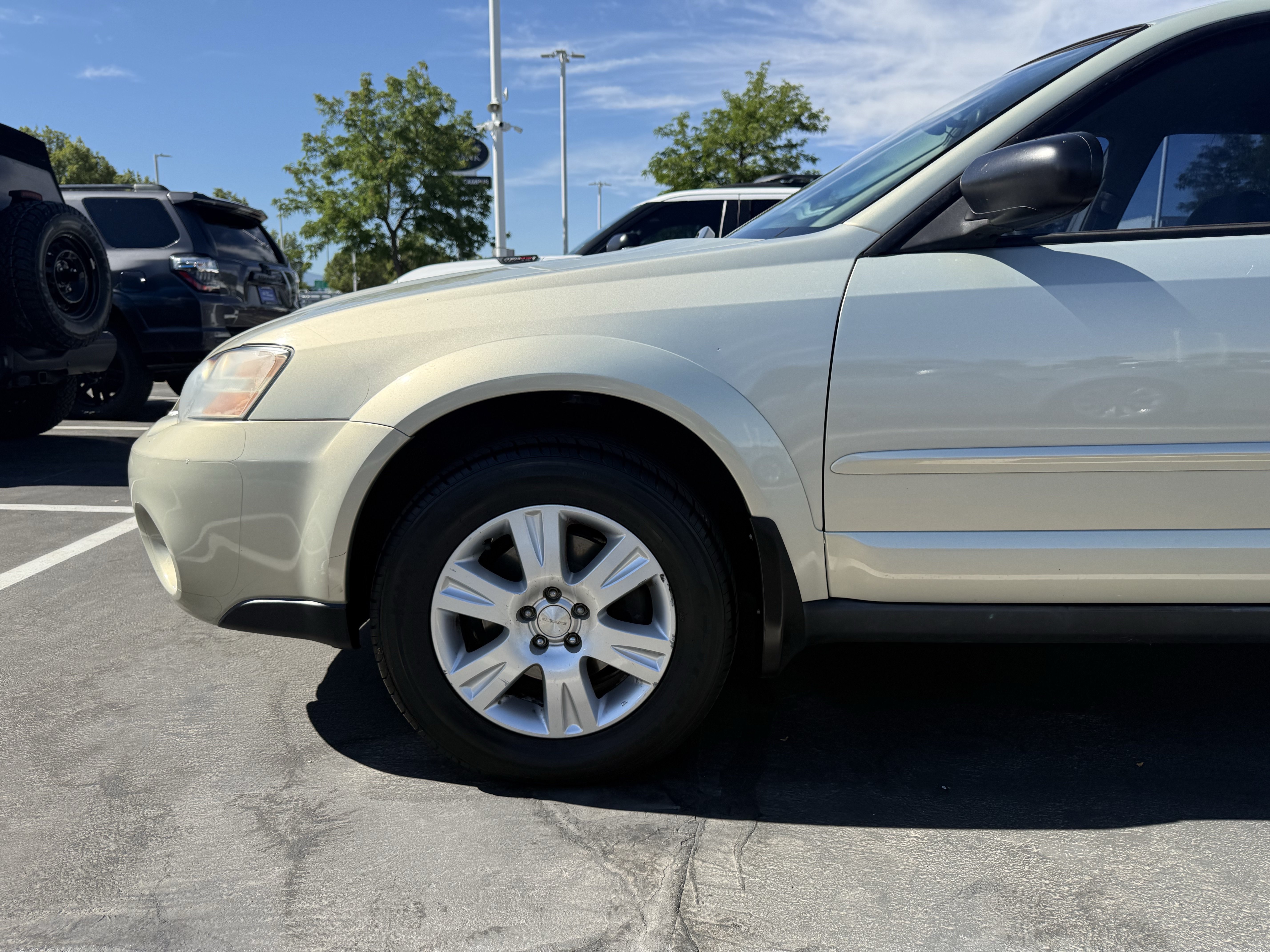Used 2005 Subaru Outback 2.5i AWD/4WD image 29