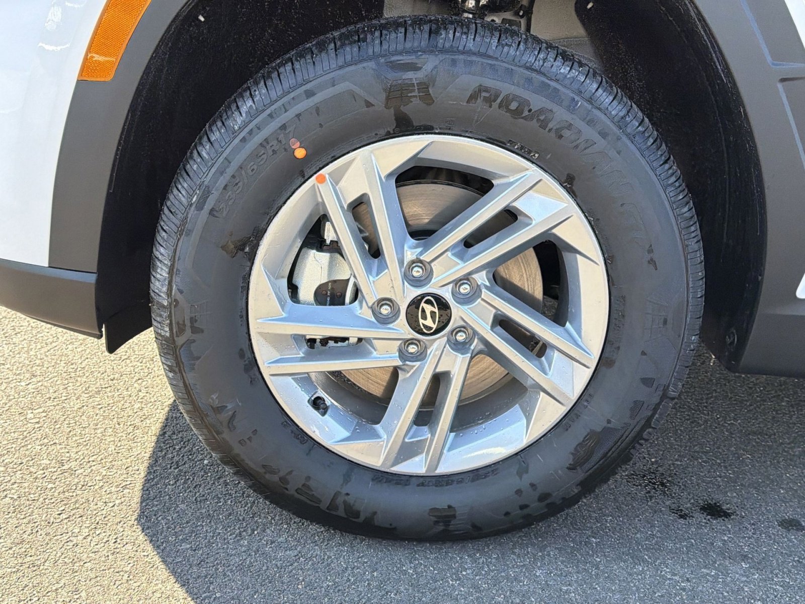 New 2026 Hyundai Tucson SE image 12