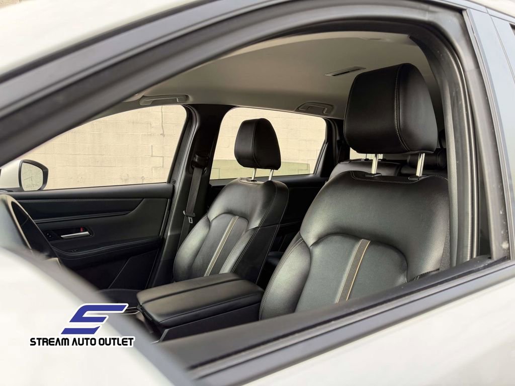 Used 2024 MAZDA CX-90 3.3 Turbo w/ Select Package image 39