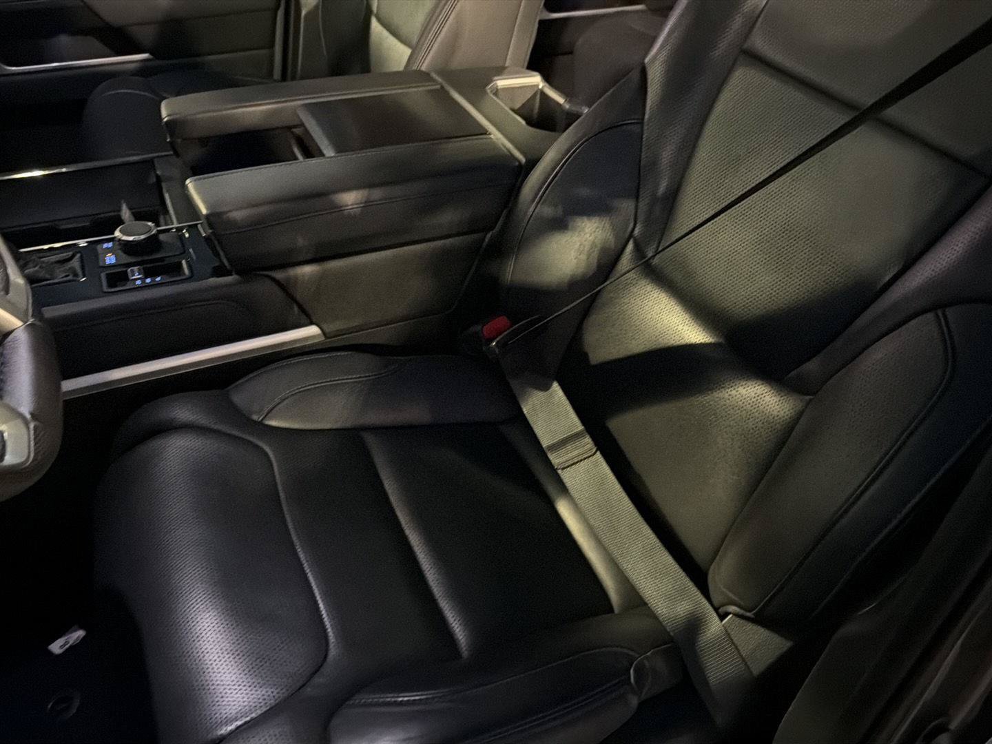 Used 2023 Toyota Tundra Platinum AWD/4WD image 33