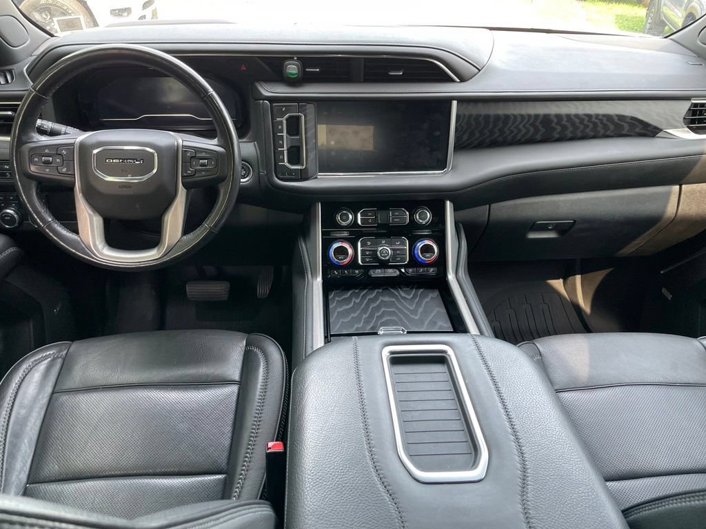 Used 2022 GMC Yukon Denali AWD/4WD image 13