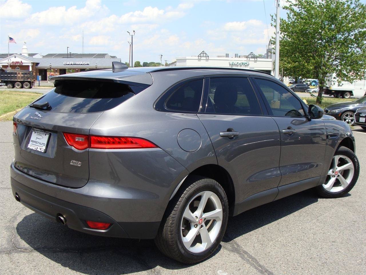 Used 2019 Jaguar F-PACE Premium AWD/4WD image 6