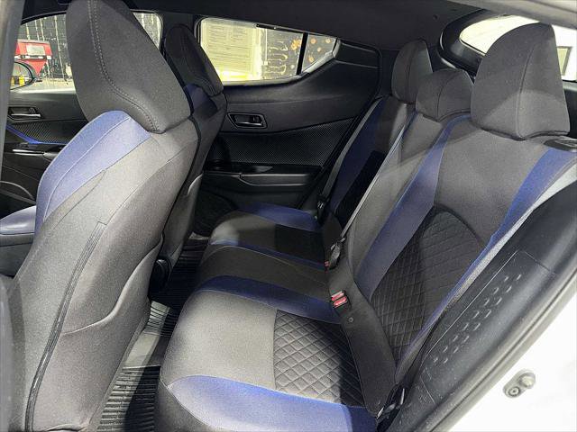 Certified 2022 Toyota C-HR XLE FWD image 17