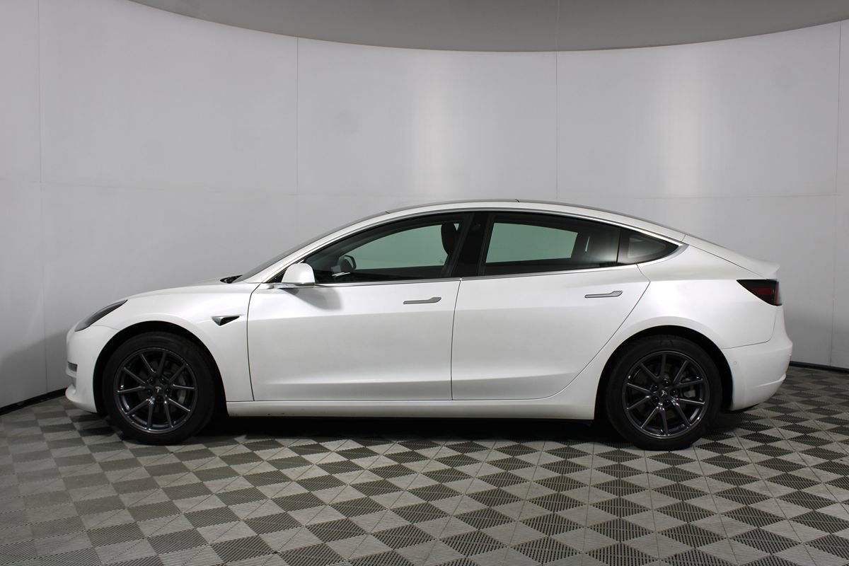 Used 2020 Tesla Model 3 Standard Range Plus RWD image 26