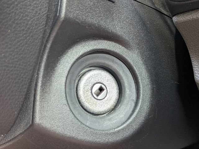 Used 2022 Ford E-Transit Medium Roof RWD image 32
