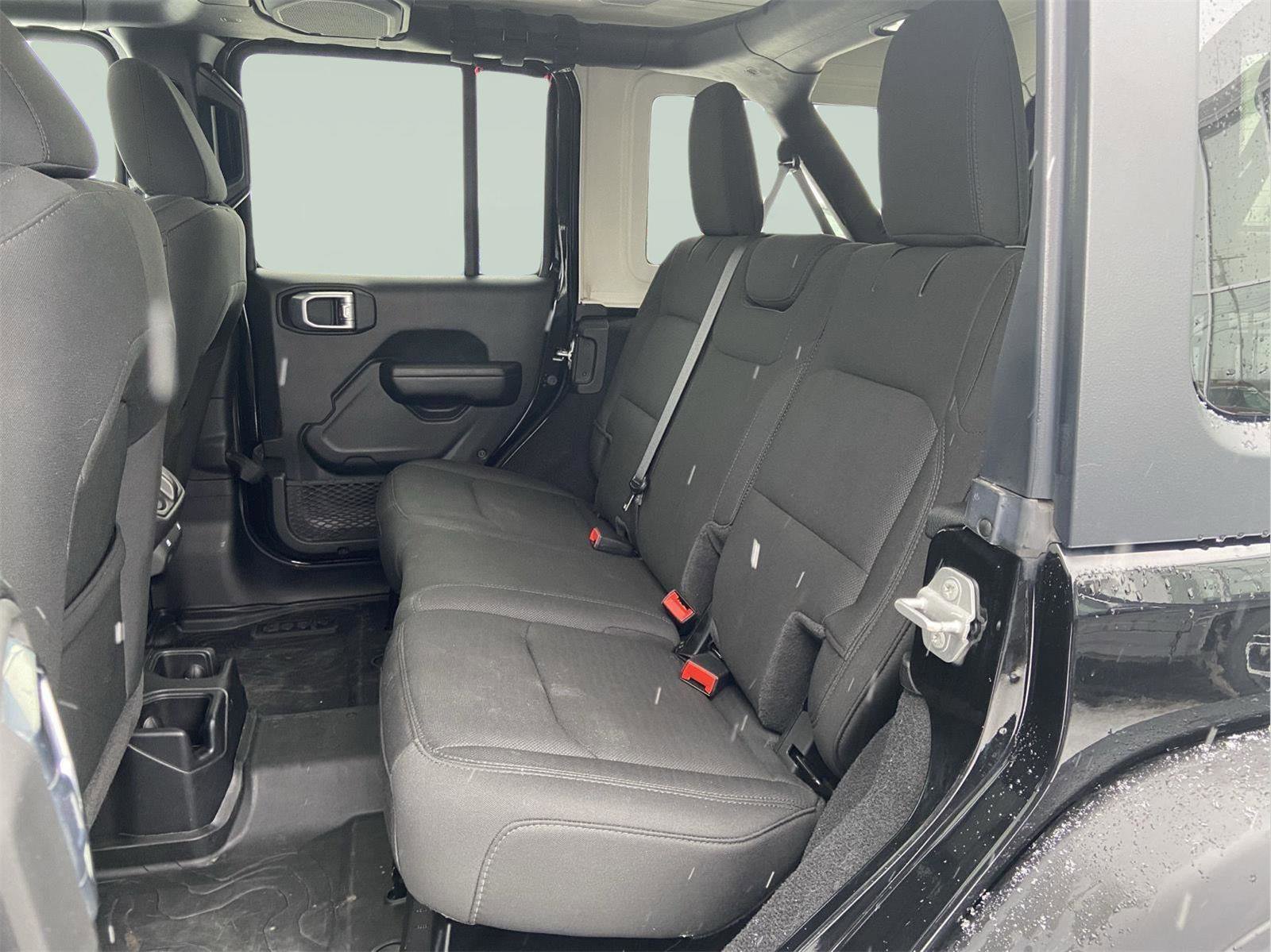 Used 2021 Jeep Wrangler Unlimited Sport image 16