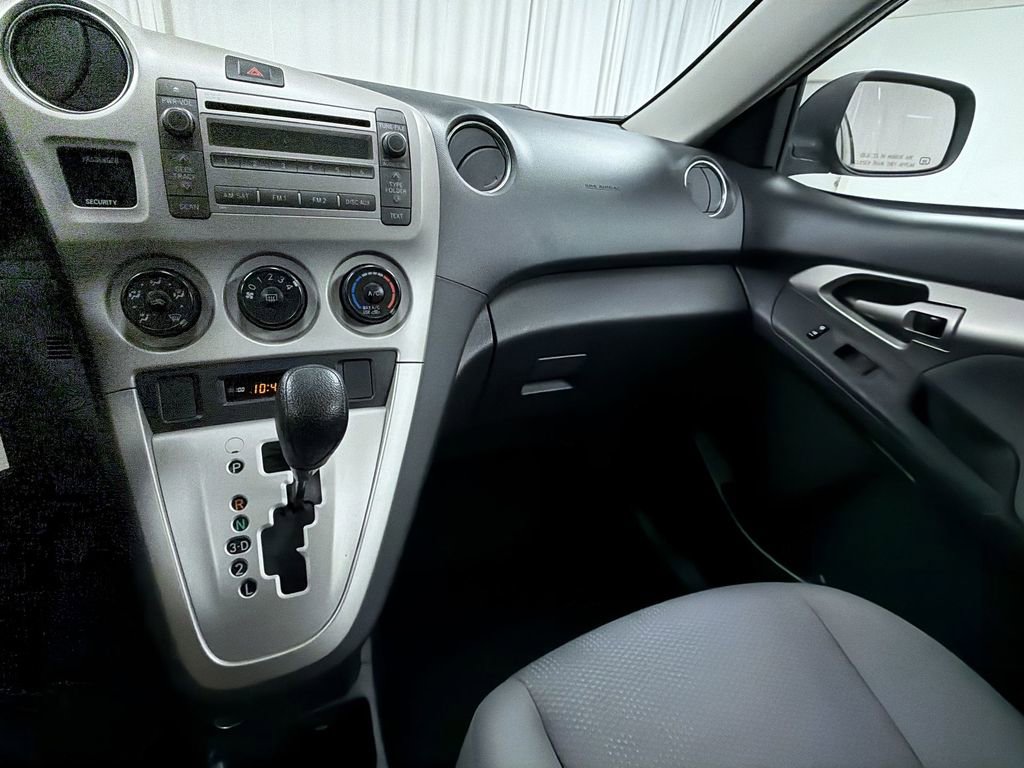 Used 2009 Toyota Matrix image 20