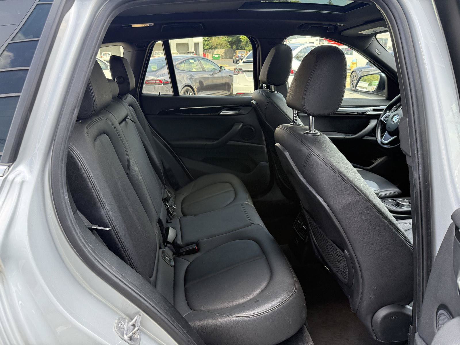 Used 2018 BMW X1 xDrive28i w/ Premium Package AWD/4WD image 17