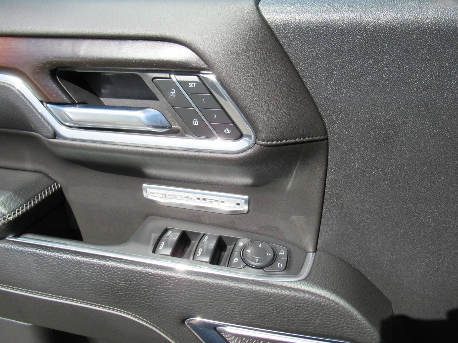 Used 2024 GMC Sierra 1500 Denali w/ Denali Reserve Package RWD image 24