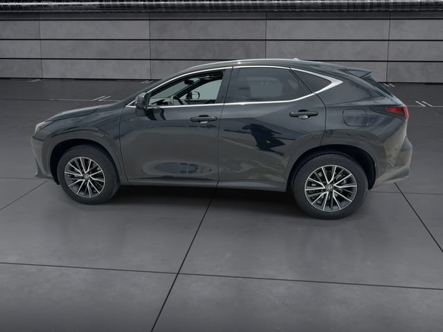 Used 2025 Lexus NX 250 FWD w/ Towing Package (2000 Lbs) image 5