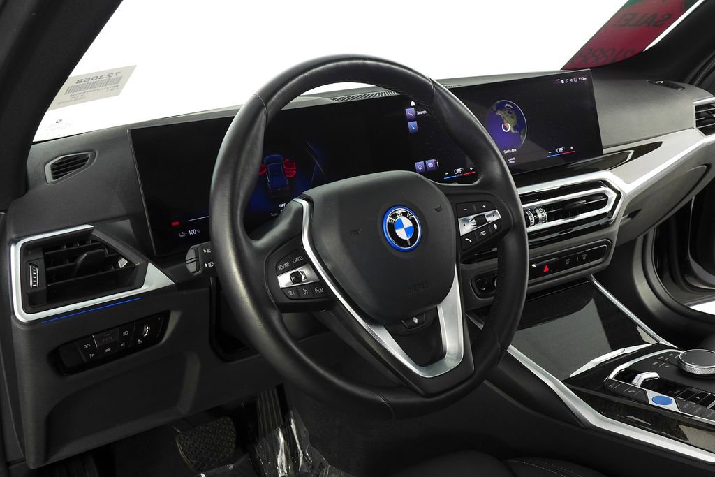 Certified 2023 BMW i4 eDrive35 w/ Premium Package RWD image 31