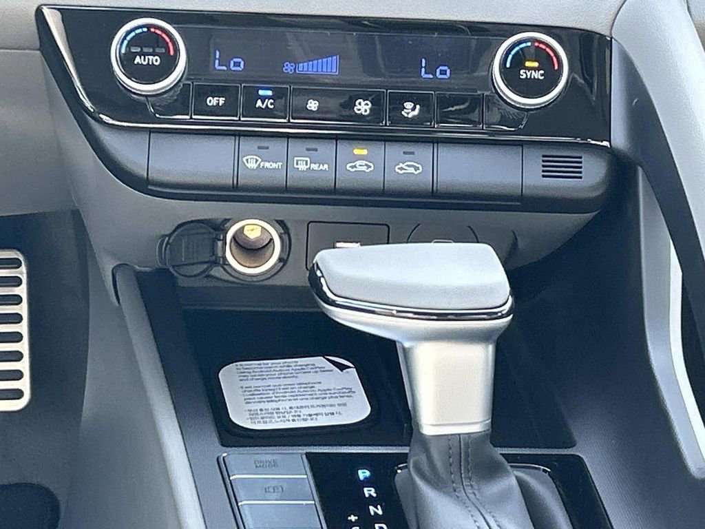 New 2026 Hyundai Elantra Sport image 23