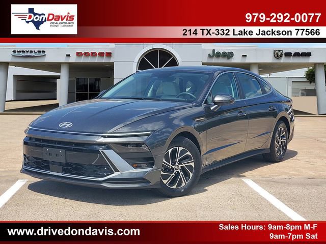 Used 2026 Hyundai Sonata Blue FWD video 1