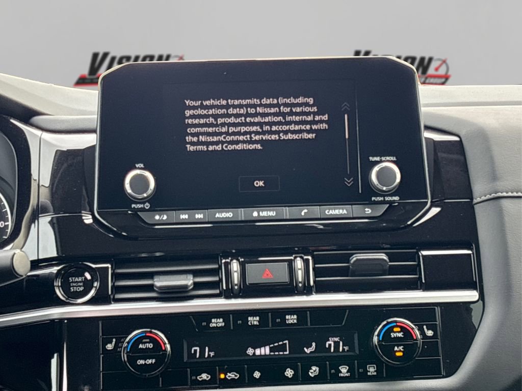 New 2025 Nissan Pathfinder SV w/ Black Appearance Package image 16