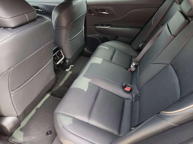 Used 2025 Toyota Crown Platinum AWD/4WD image 24