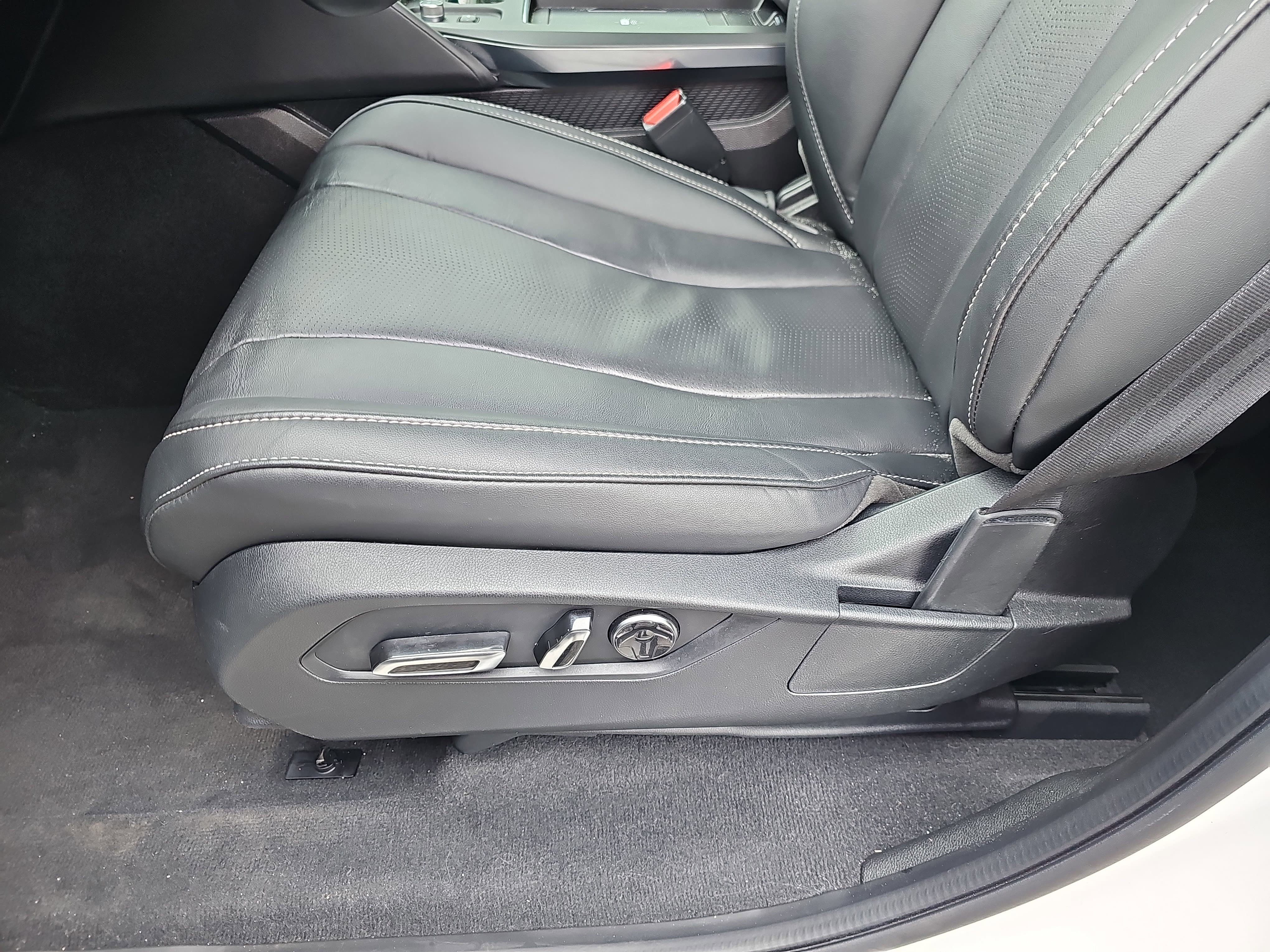 Certified 2025 Acura MDX FWD w/ Technology Package image 28
