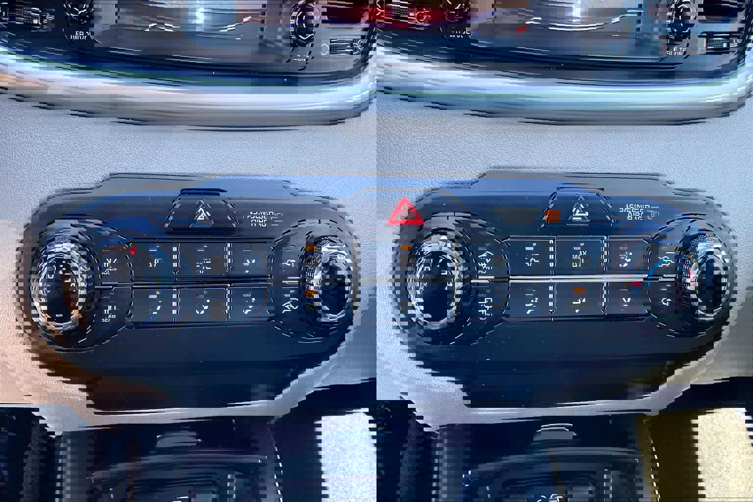 Used 2019 Kia Sorento LX image 32