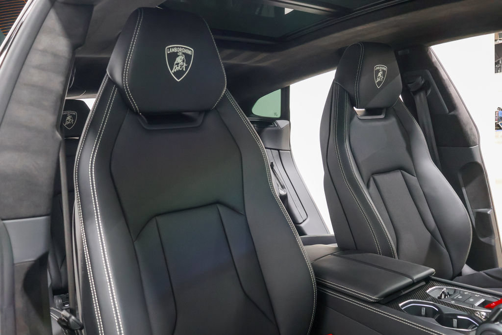 Used 2023 Lamborghini Urus S AWD/4WD image 41