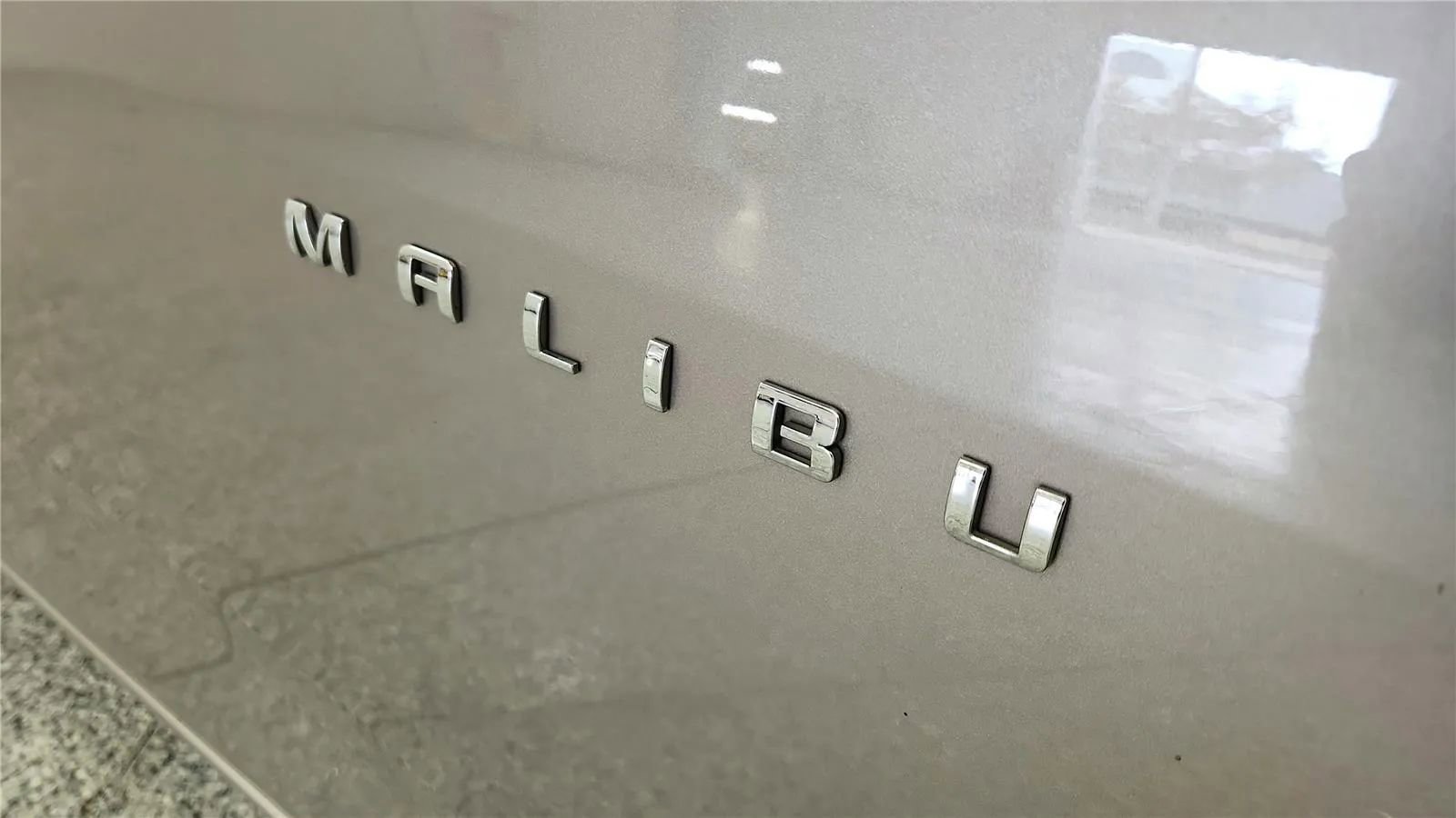 Used 2022 Chevrolet Malibu LT image 17