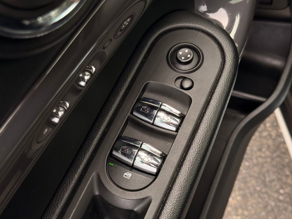 Used 2019 MINI Cooper Countryman S w/ Storage Package image 29