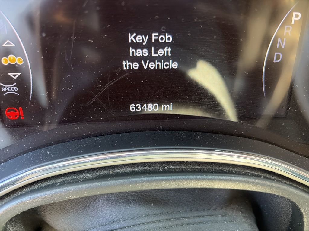 Used 2021 Jeep Grand Cherokee Laredo image 15