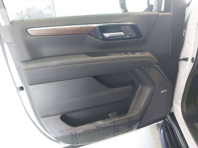 New 2026 Chevrolet Suburban High Country w/ Sun And Tow Package AWD/4WD image 25