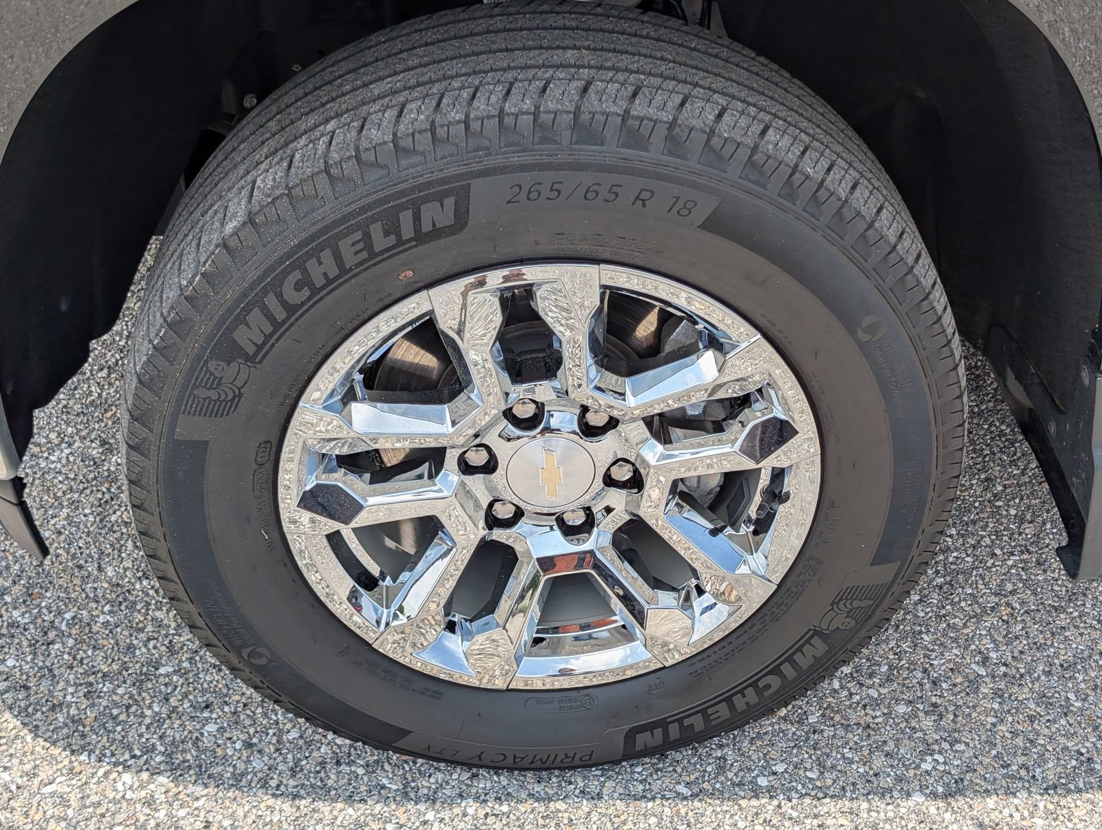 Used 2023 Chevrolet Silverado 1500 LT AWD/4WD image 11