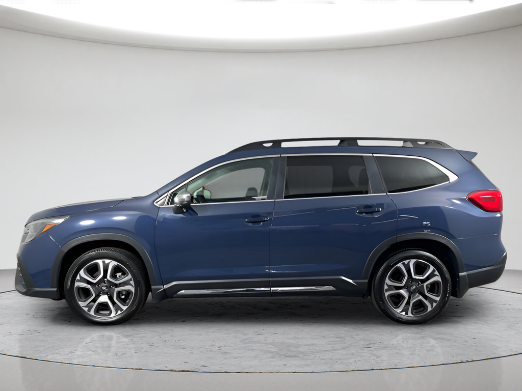 Used 2023 Subaru Ascent Limited w/ Technology Package AWD/4WD image 8