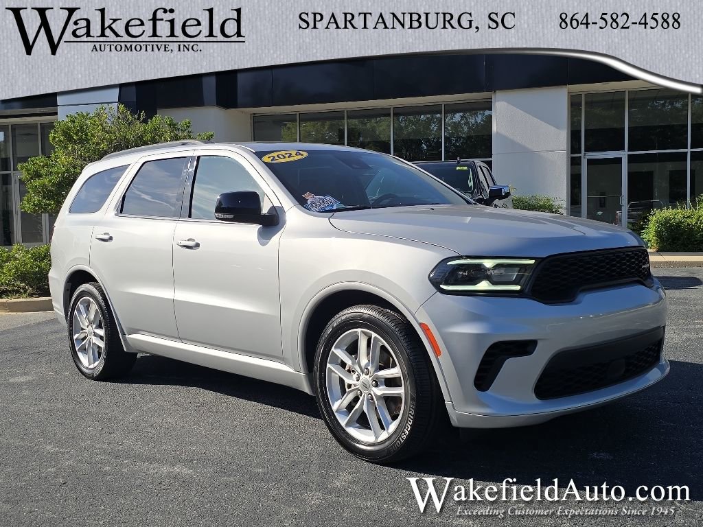 Used 2024 Dodge Durango GT image 1