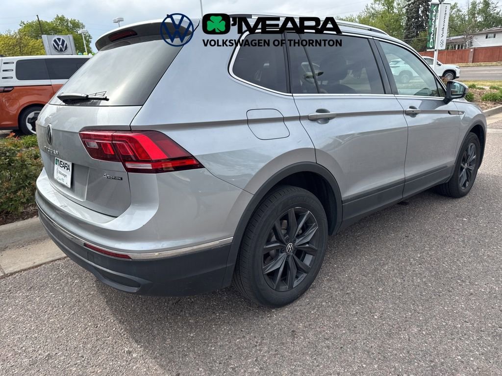 Used 2024 Volkswagen Tiguan SE w/ Panoramic Sunroof Package AWD/4WD image 5