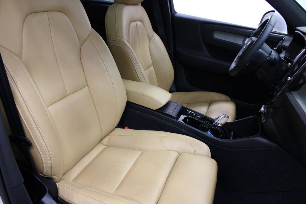 Used 2022 Volvo XC40 T5 Inscription w/ Advanced Package AWD/4WD image 26