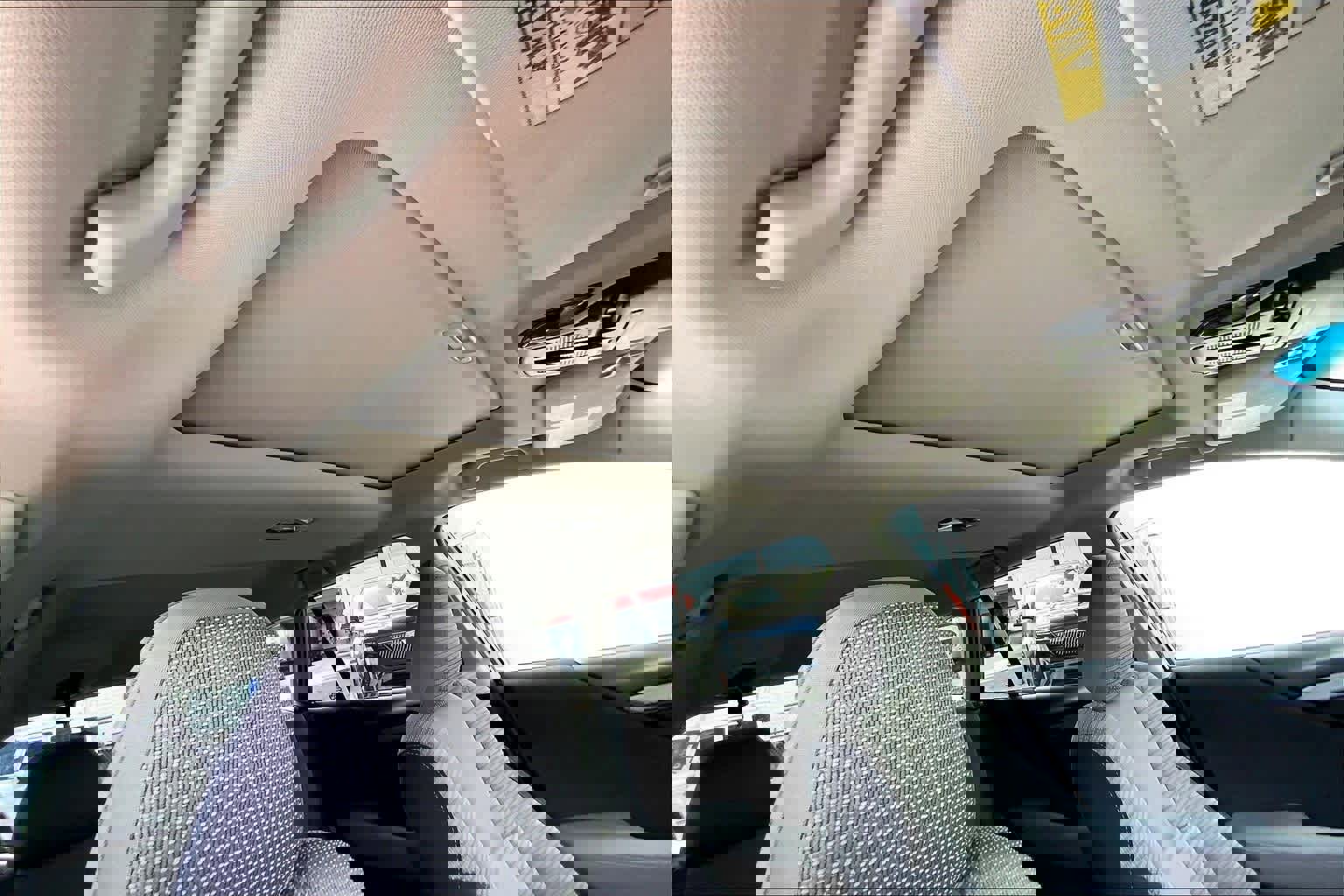 Used 2022 Subaru Outback Premium image 31