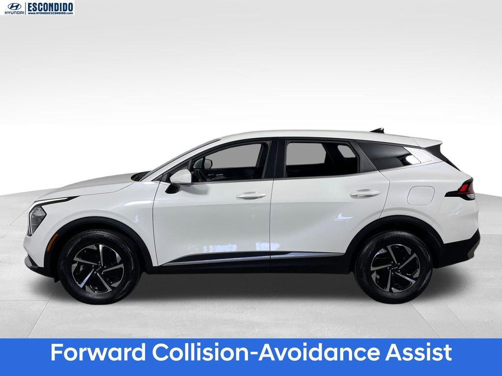 Used 2023 Kia Sportage LX AWD/4WD image 2