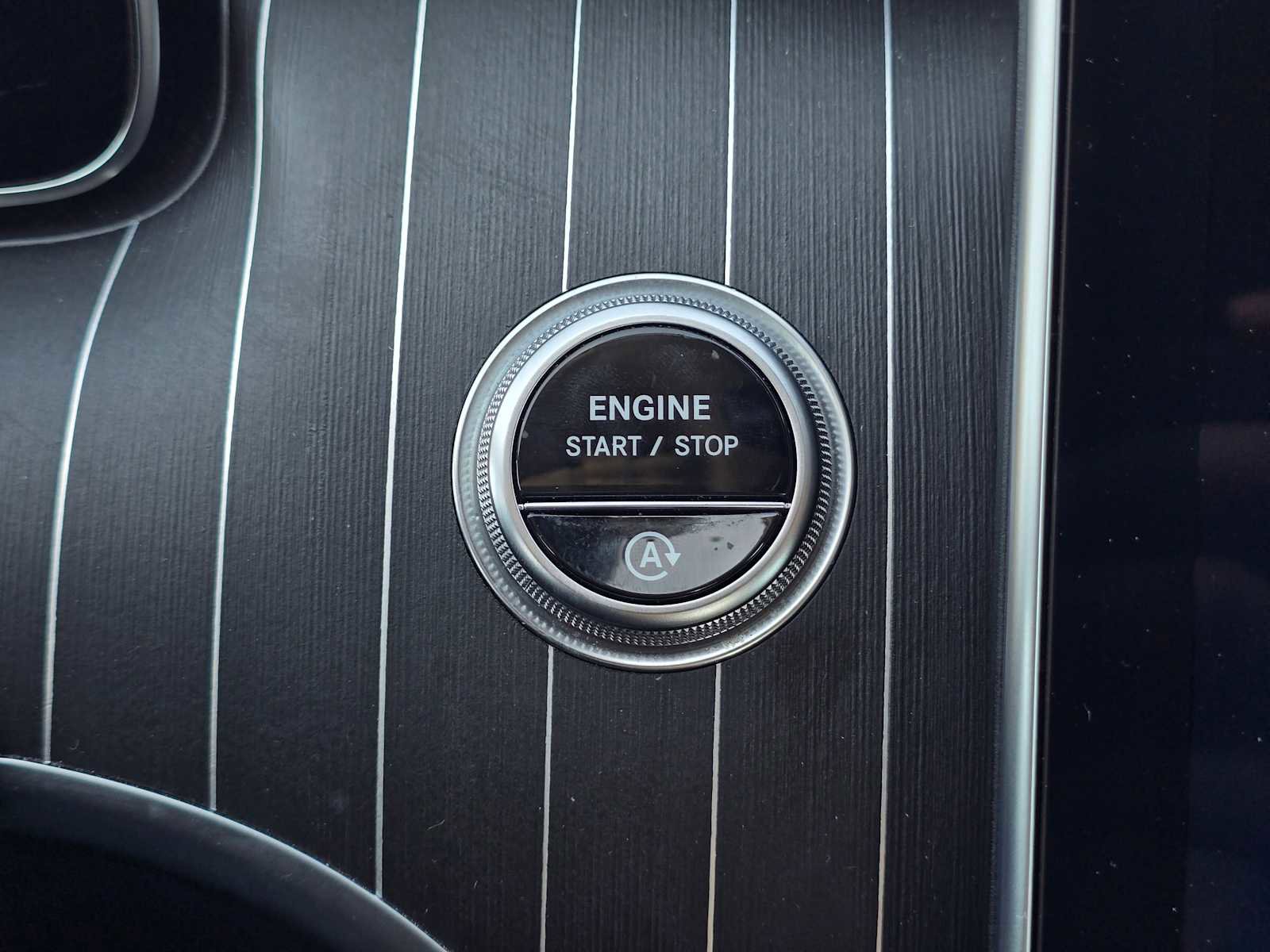 Used 2023 Mercedes-Benz C 300 4MATIC Sedan image 34