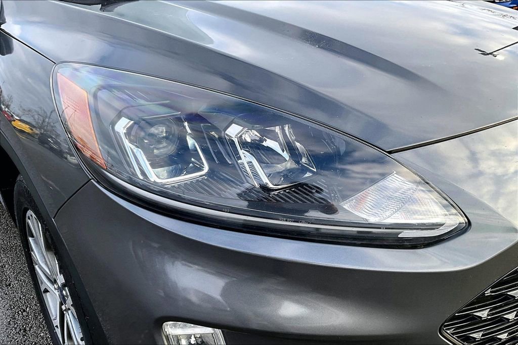 Used 2021 Ford Escape SEL image 30