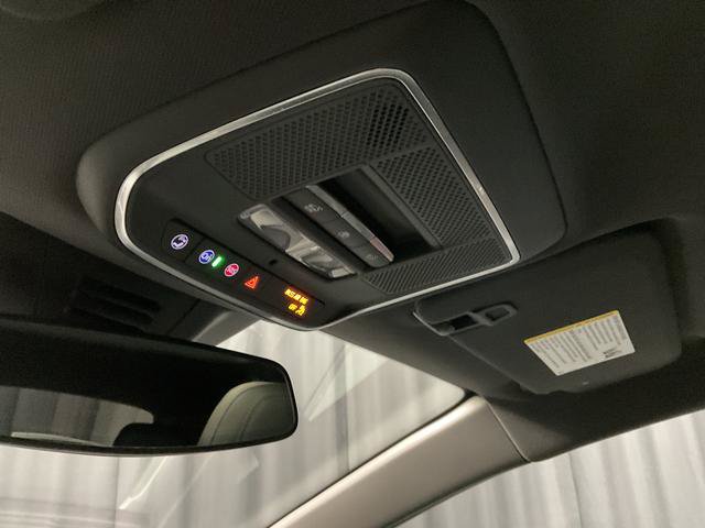 Used 2025 Chevrolet Equinox EV RS AWD/4WD image 19