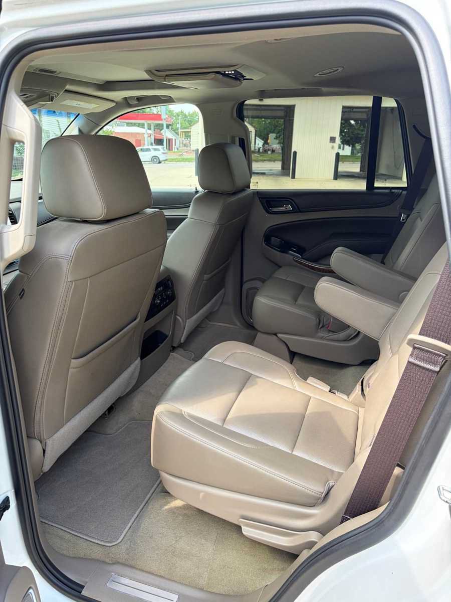Used 2017 Chevrolet Tahoe Premier AWD/4WD image 6
