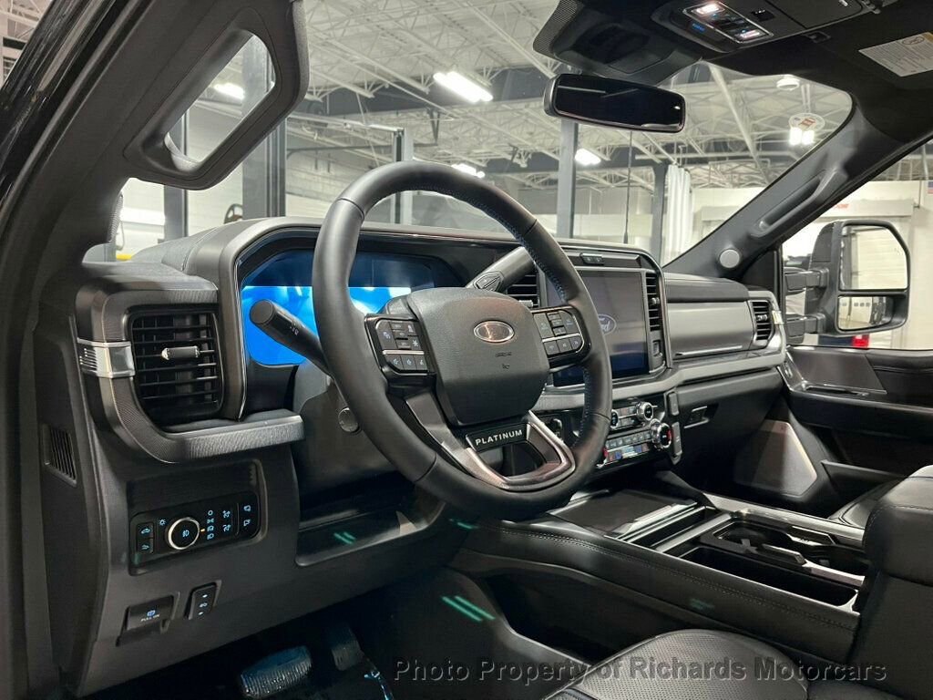 Used 2026 Ford F250 Platinum w/ FX4 Off-Road Package image 19