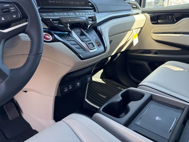 New 2026 Honda Odyssey Touring image 15