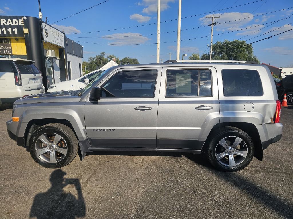 Used 2017 Jeep Patriot High Altitude image 11