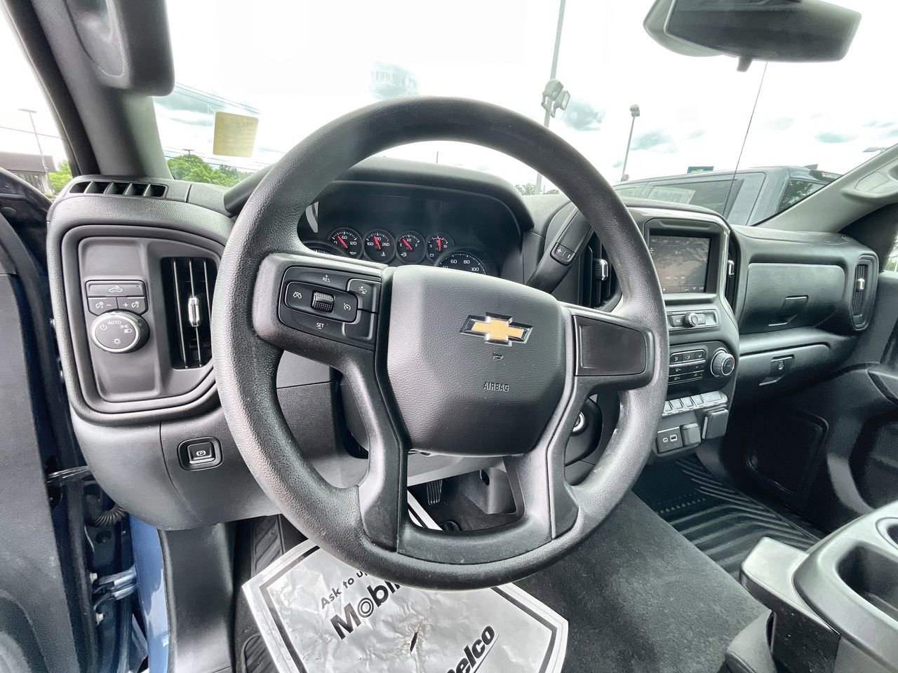 Used 2024 Chevrolet Silverado 1500 Custom RWD image 10