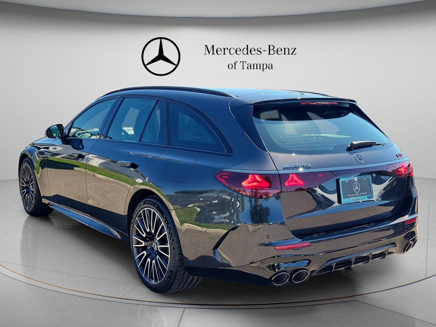 New 2027 Mercedes-Benz E 53 AMG e 4MATIC Wagon image 2