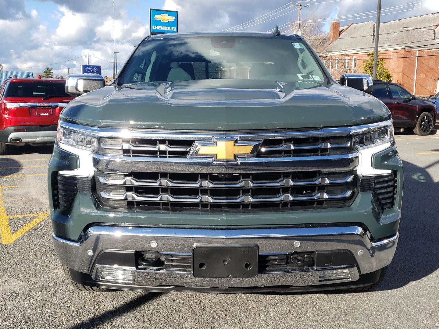 Certified 2025 Chevrolet Silverado 1500 LTZ w/ LTZ Convenience Package II image 2