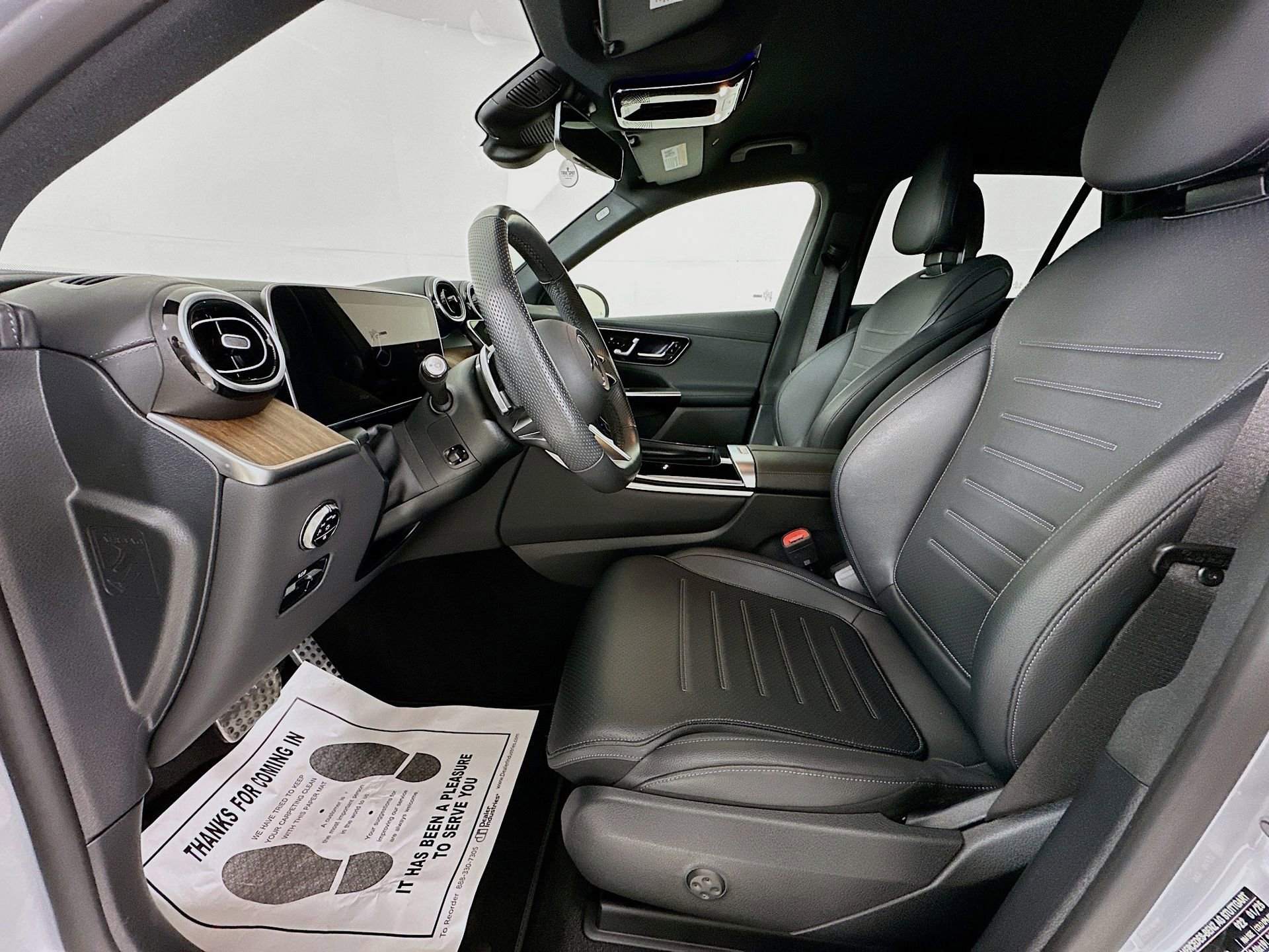 Certified 2025 Mercedes-Benz GLC 300 4MATIC image 22