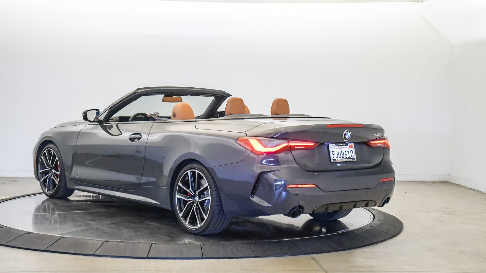 Used 2024 BMW 430i Convertible w/ M Sport Package RWD image 31