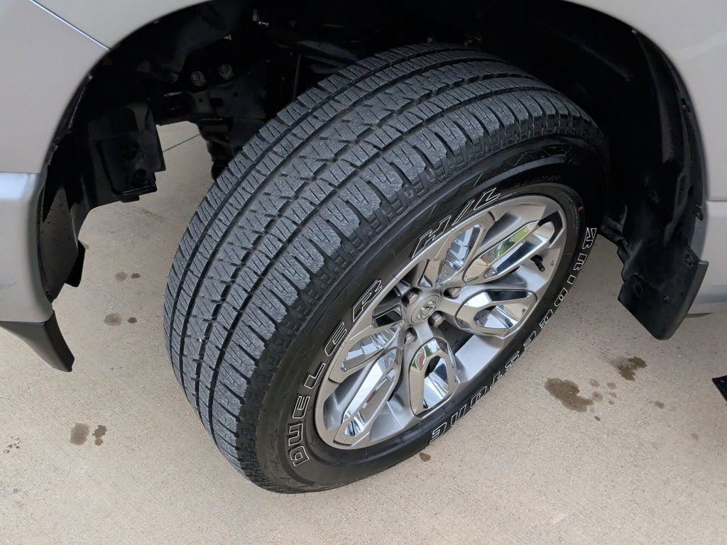 Used 2024 RAM 1500 Laramie AWD/4WD image 55