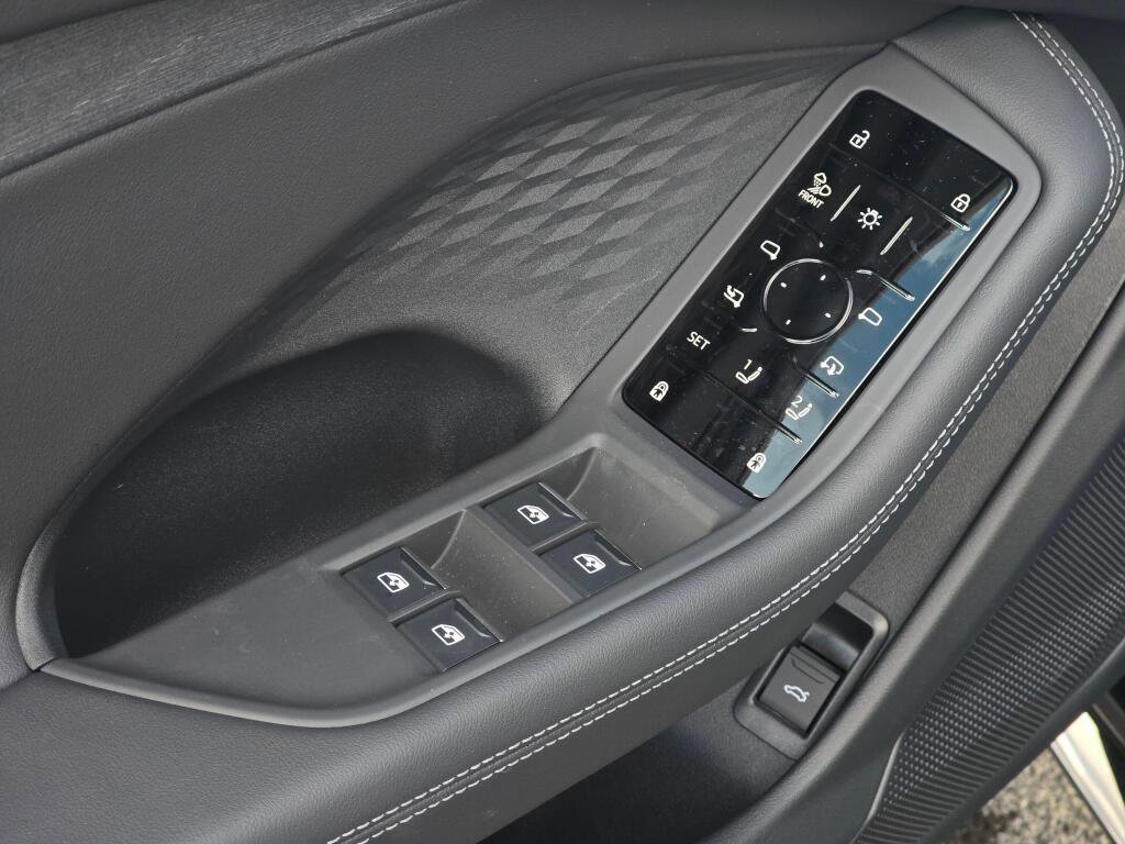 New 2026 Audi A6 Prestige AWD/4WD image 37